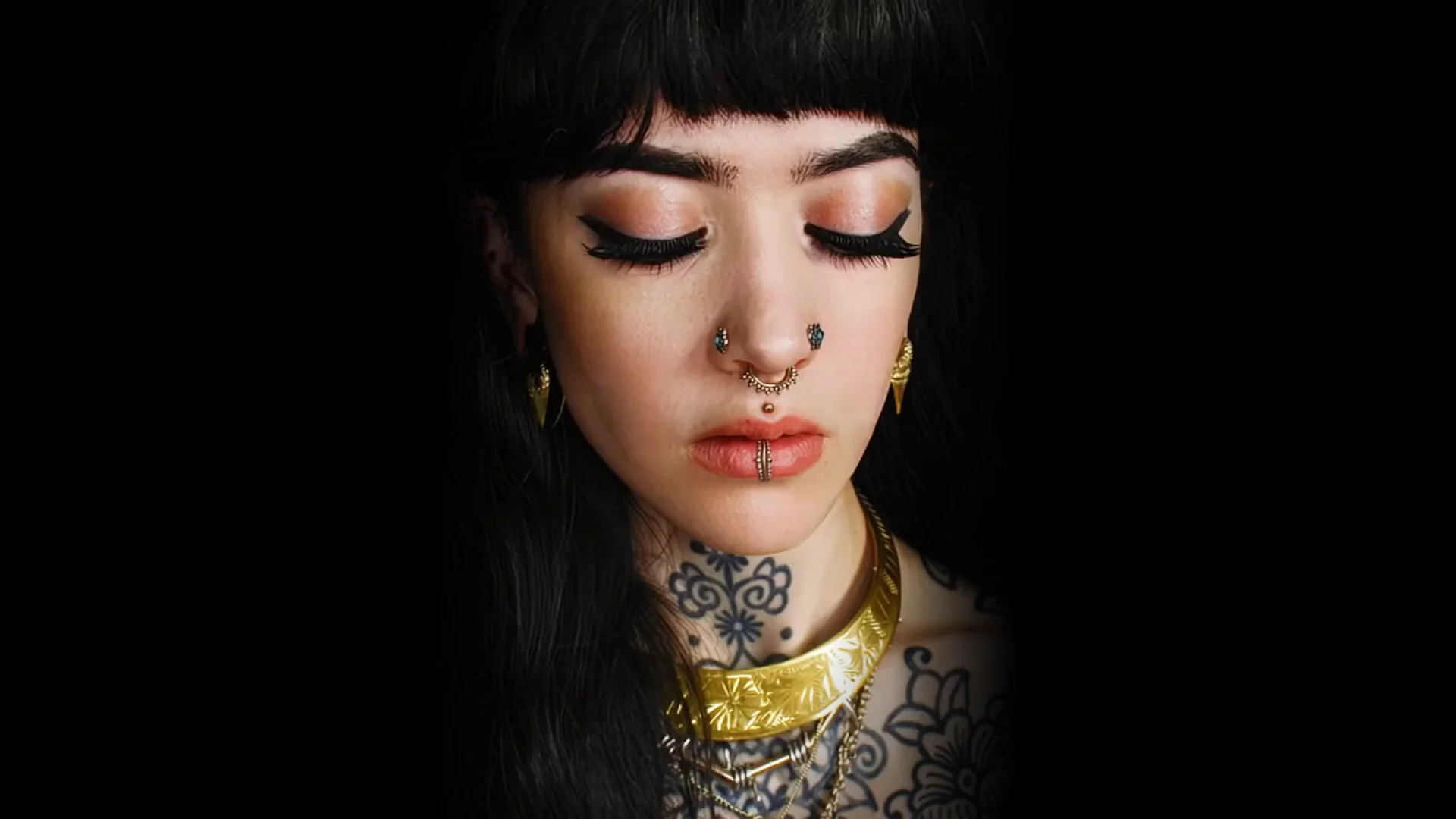 Adorn Your Alternative Edge